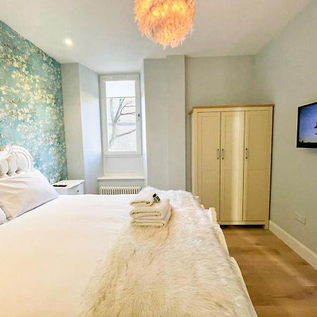 Apartmán Beautiful 2Br, Private Entry In Vibrant Leith EDI Exteriér fotografie