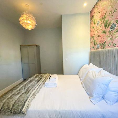 Apartmán Beautiful 2Br, Private Entry In Vibrant Leith EDI Exteriér fotografie