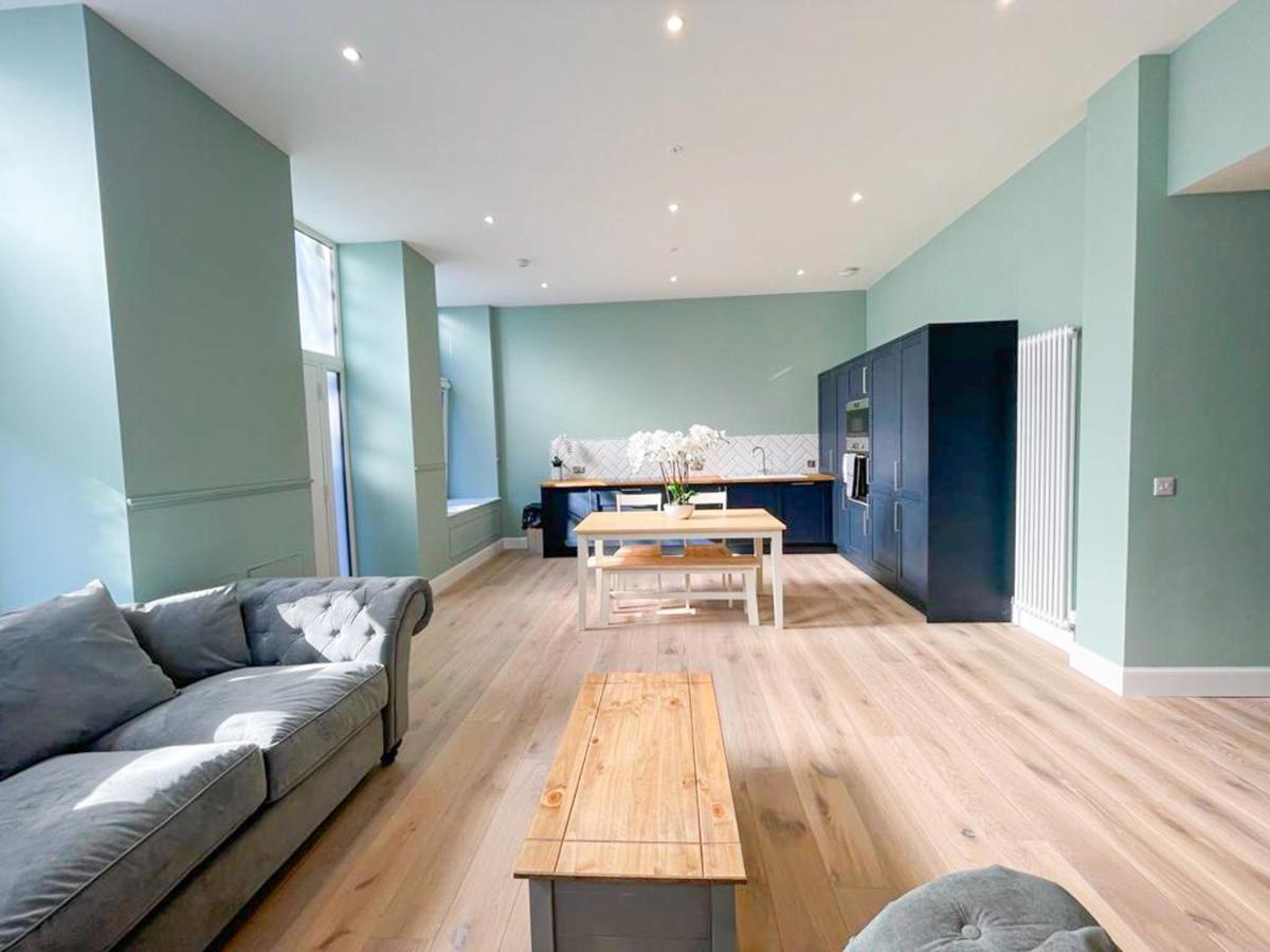 Apartmán Beautiful 2Br, Private Entry In Vibrant Leith EDI Exteriér fotografie