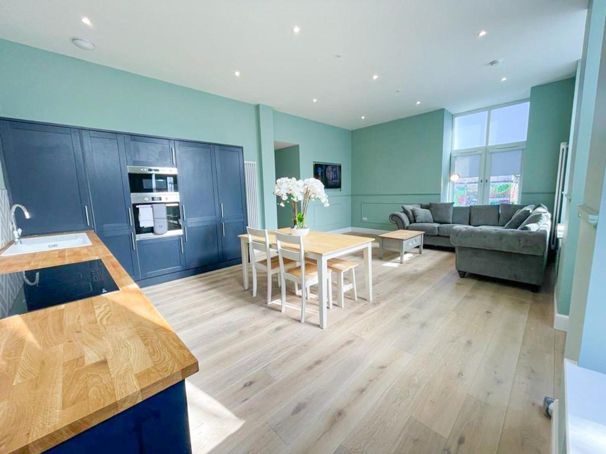 Apartmán Beautiful 2Br, Private Entry In Vibrant Leith EDI Exteriér fotografie